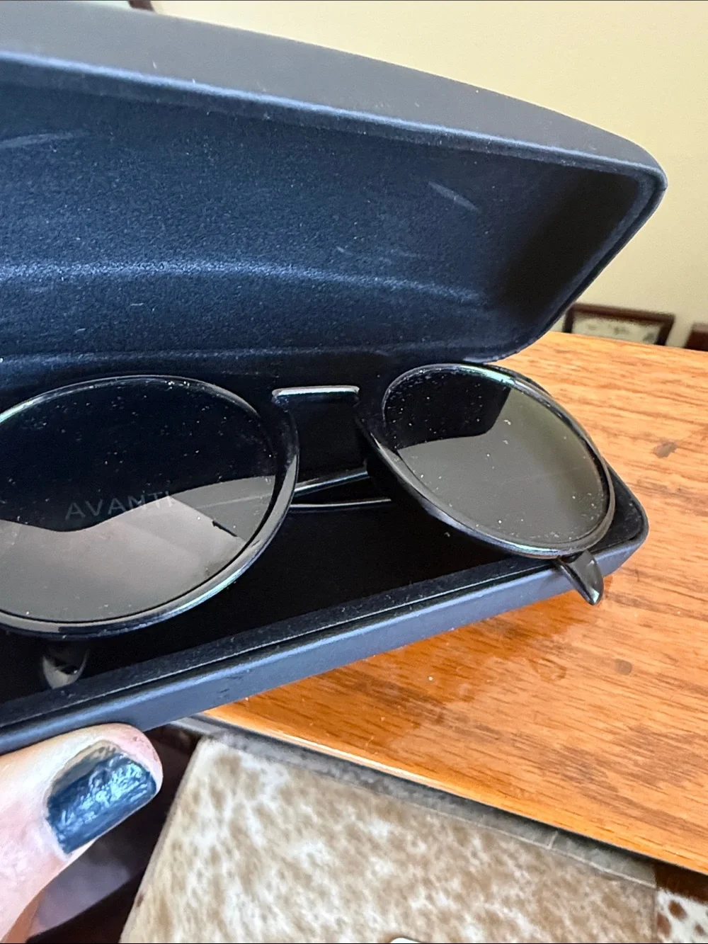 Vintage Hobie Avanti Polarized Sunglasses France Black Oval Wrap Y2K